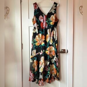 Robbie Bee Black Floral Midi Dress